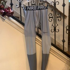 Men’s workout leggings